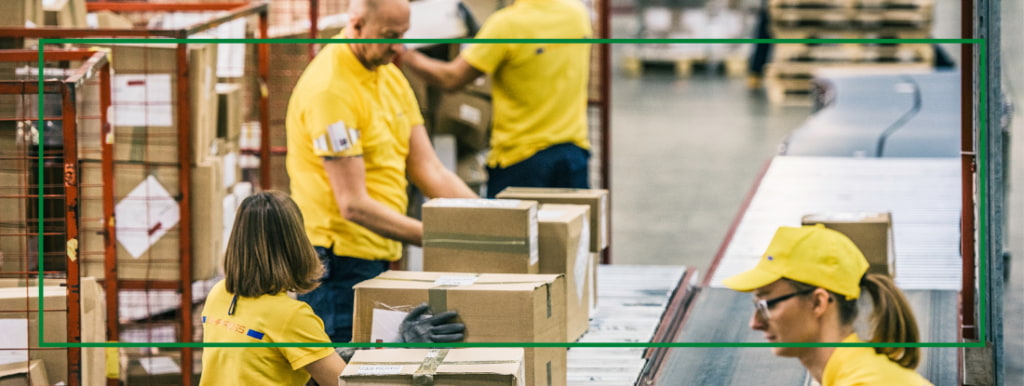 How to Determine the Perfect Shipping and Handling Fee for Your Business